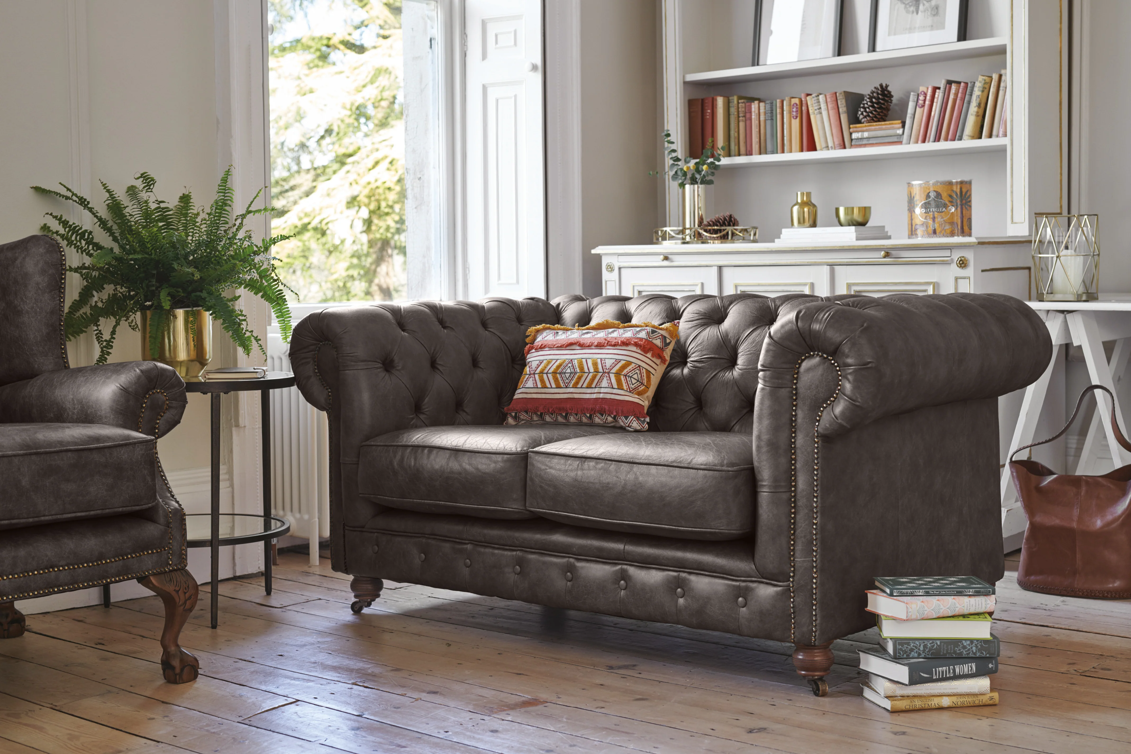 Grand Chesterfield | 2 Seater Sofa | Vintage Grey - Image 2