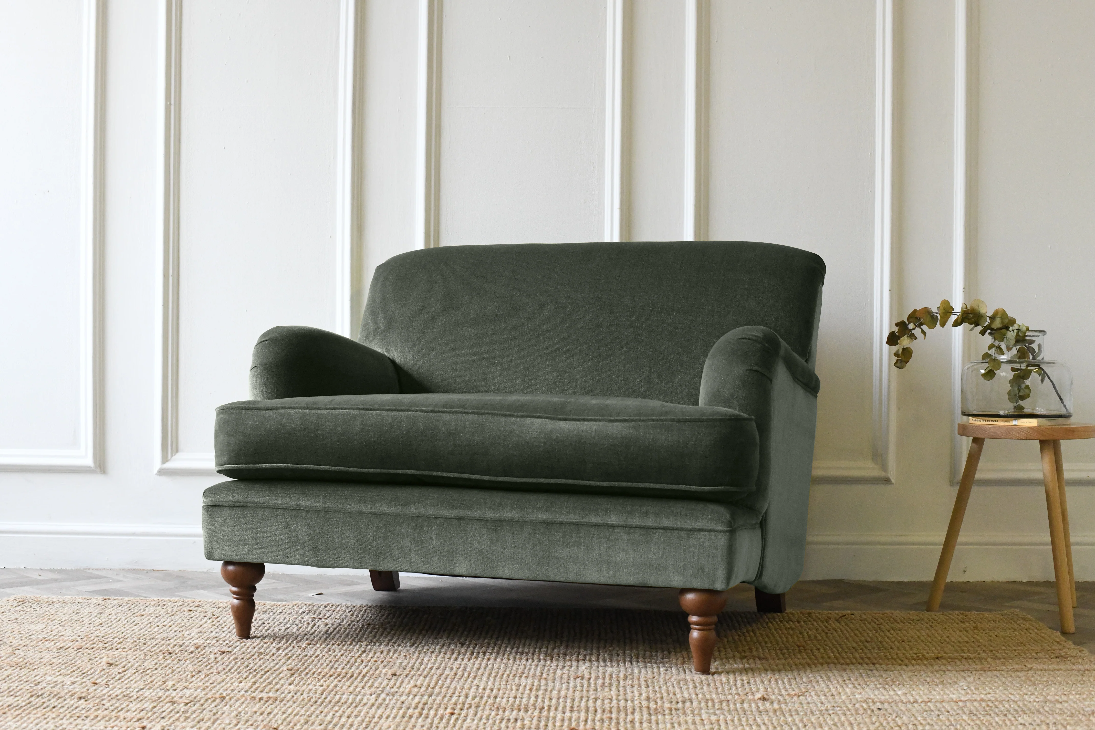 Jasper | Love Seat | Manolo Sage